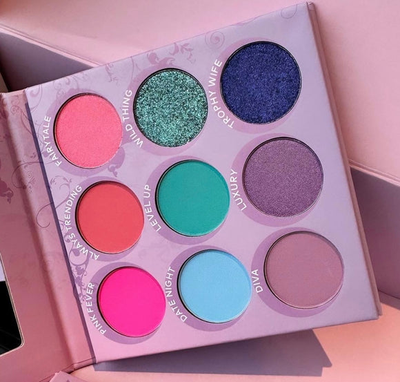 EYESHADOW PALETTE